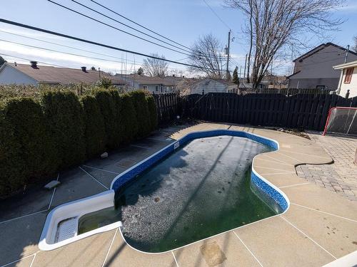 Pool - 15708 Rue Pierre-Legault, Montréal (Pierrefonds-Roxboro), QC - Outdoor With In Ground Pool With Backyard
