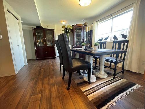 2728 8Th Ave, Port Alberni, BC - Indoor Photo Showing Dining Room