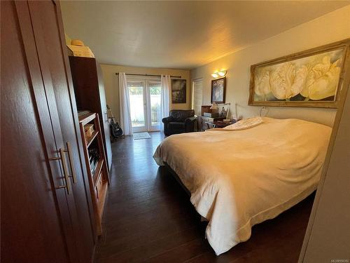 2728 8Th Ave, Port Alberni, BC - Indoor Photo Showing Bedroom