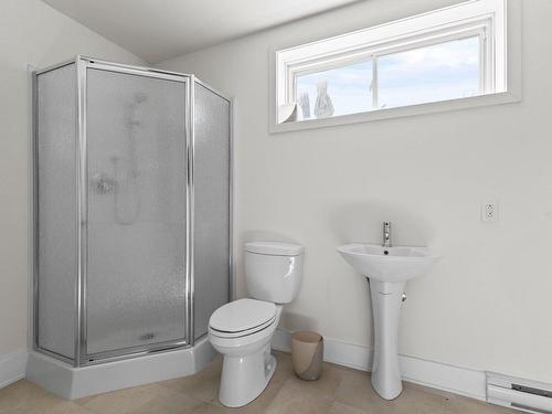 Salle de bains - 3124 Rue Édouard-Harbec, Carignan, QC - Indoor Photo Showing Bathroom