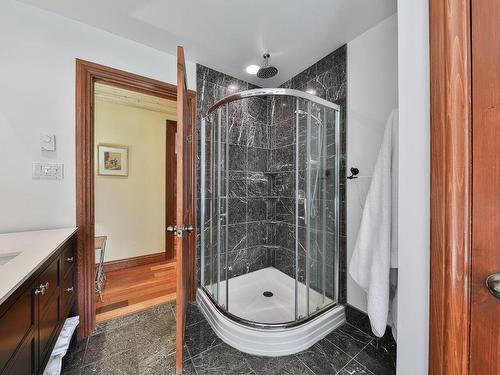 Salle de bains - 11 Ch. Coutu, Saint-Donat, QC - Indoor Photo Showing Bathroom