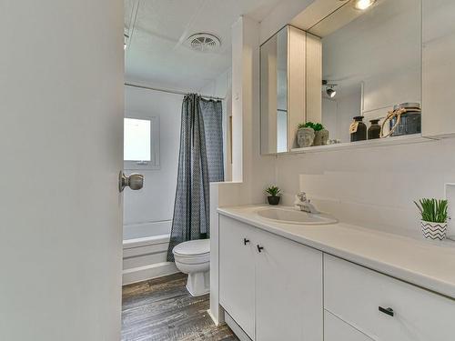 Salle de bains - 1 99E Avenue E., Blainville, QC - Indoor Photo Showing Bathroom