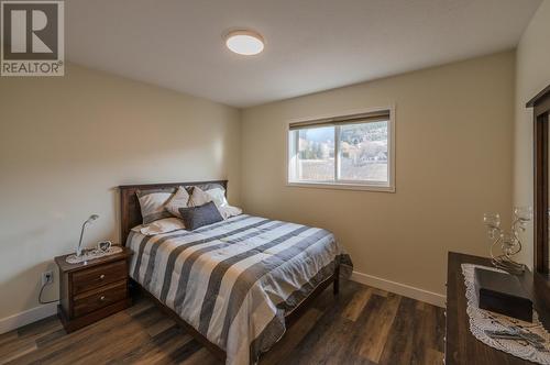 1021 Fleet Road, Penticton, BC - Indoor Photo Showing Bedroom