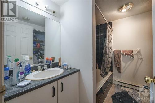 532 Mario Street, Hawkesbury, ON - Indoor Photo Showing Bathroom