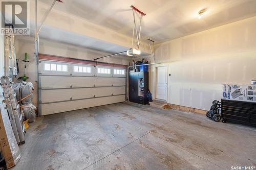 5153 Aviator Crescent, Regina, SK - Indoor Photo Showing Garage