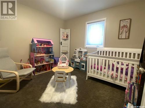 C 2419 Henderson Drive, North Battleford, SK - Indoor Photo Showing Bedroom