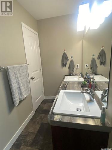 C 2419 Henderson Drive, North Battleford, SK - Indoor Photo Showing Other Room