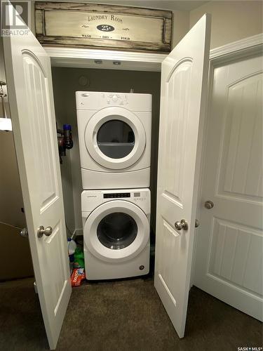 C 2419 Henderson Drive, North Battleford, SK - Indoor Photo Showing Laundry Room