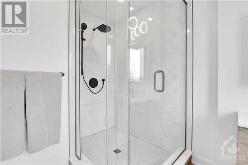 257 Garneau Street, Ottawa, ON - Indoor Photo Showing Bathroom
