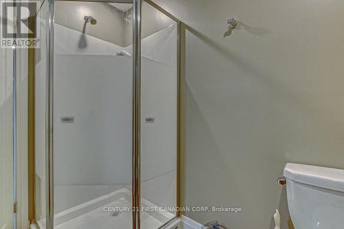 34366 Denfield Rd, Lucan Biddulph, ON - Indoor Photo Showing Bathroom