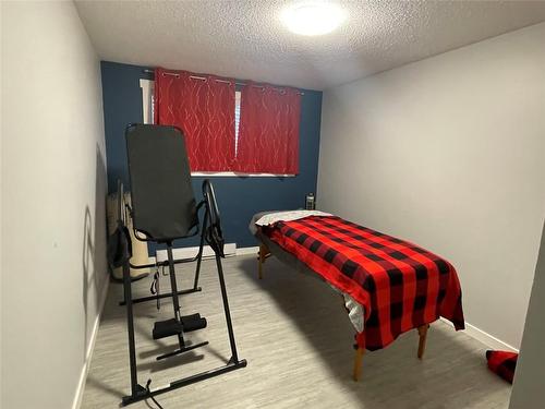 109-4101 Alexis Park Drive, Vernon, BC - Indoor Photo Showing Bedroom