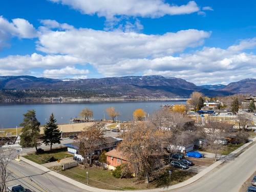 401 Meikle Avenue, Kelowna, BC - Outdoor With Body Of Water With View