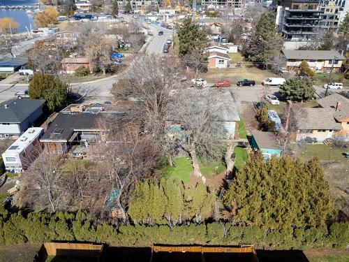 401 Meikle Avenue, Kelowna, BC - Outdoor With Body Of Water With View