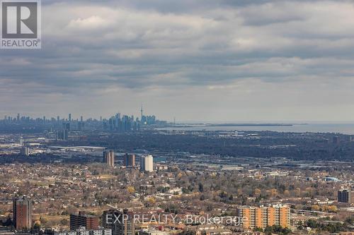 5207 - 3883 Quartz Road, Mississauga, ON - Outdoor With View