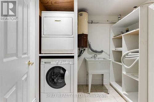 463 Drummond Rd, Oakville, ON - Indoor Photo Showing Laundry Room