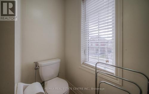 442 Cedric Terr, Milton, ON - Indoor Photo Showing Bathroom