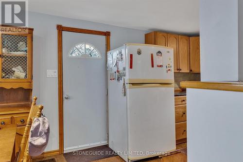 30 Lawrence St S, Kawartha Lakes, ON - Indoor Photo Showing Other Room