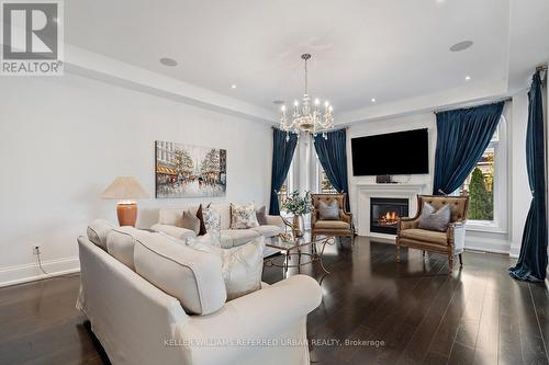 45 Langdon Dr, King, ON - Indoor Photo Showing Living Room With Fireplace