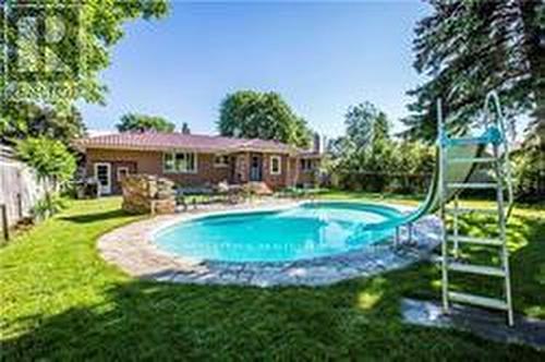 34 Strabane Avenue, Barrie, ON - Outdoor With In Ground Pool With Backyard