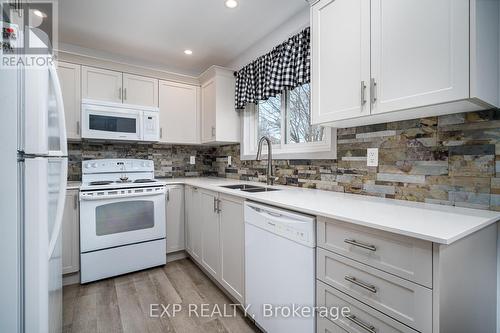 290 Barrett Blvd, Greater Napanee, ON - Indoor Photo Showing Kitchen With Double Sink