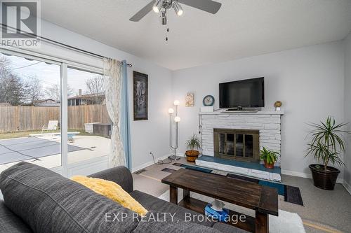 290 Barrett Blvd, Greater Napanee, ON - Indoor Photo Showing Other Room With Fireplace