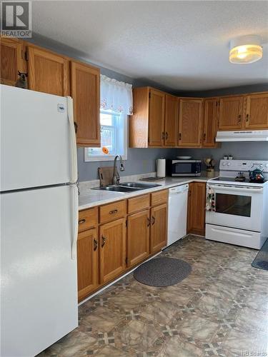177 Rue William Gay, Neguac, NB - Indoor Photo Showing Kitchen With Double Sink