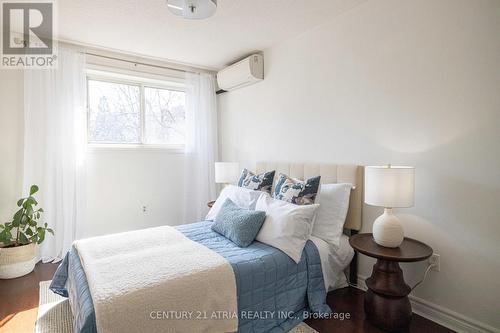 #Th4 -28 Admiral Rd, Toronto, ON - Indoor Photo Showing Bedroom
