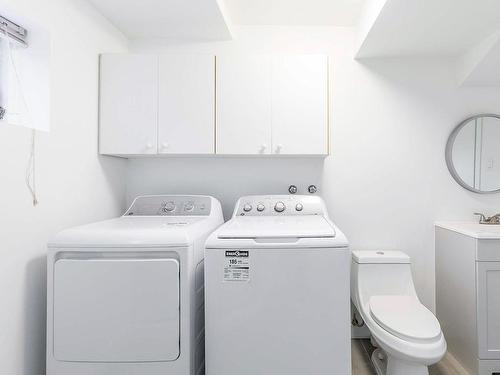 Laundry room - 137 Rue Terry-Fox, Kirkland, QC - Indoor Photo Showing Laundry Room