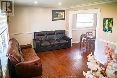 2709 Clemenceau, Windsor, ON - Indoor Photo Showing Other Room