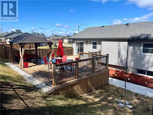 35 Dustin Drive, Petawawa, ON - Outdoor With Deck Patio Veranda With Exterior