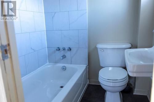 2644 Topsail Road, Conception Bay South, NL - Indoor Photo Showing Bathroom