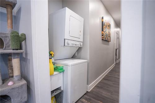 47 Wellington Street S, Hamilton, ON - Indoor Photo Showing Laundry Room