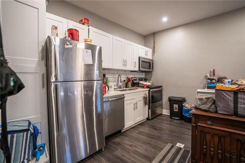 47 Wellington Street S, Hamilton, ON - Indoor Photo Showing Kitchen With Stainless Steel Kitchen