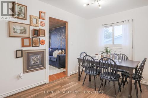 30 Jones Avenue, Kawartha Lakes, ON - Indoor Photo Showing Dining Room