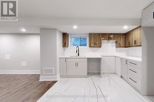 4 Mawby St, Ajax, ON - Indoor Photo Showing Kitchen