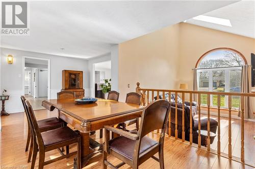 38 Crest Court, Cambridge, ON - Indoor Photo Showing Dining Room
