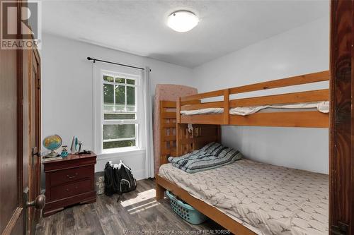 1021 Campbell, Windsor, ON - Indoor Photo Showing Bedroom