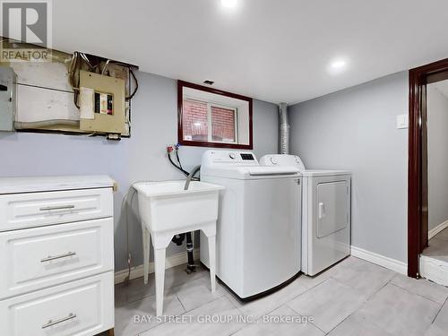 155 Stirton St, Hamilton, ON - Indoor Photo Showing Laundry Room