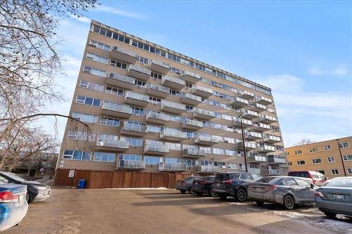 410 71 Roslyn Road, Winnipeg, MB - Outdoor With Balcony With Facade
