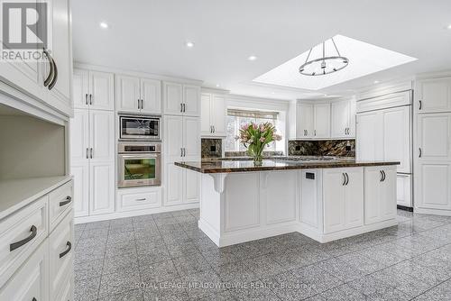 34 Maple Avenue, Hamilton, ON - Indoor Photo Showing Kitchen With Upgraded Kitchen