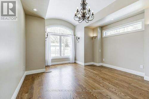 34 Maple Avenue, Hamilton, ON - Indoor Photo Showing Other Room