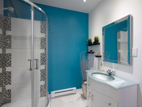Ensuite bathroom - 34 Rue Paul-Mainguy, Blainville, QC - Indoor Photo Showing Bathroom