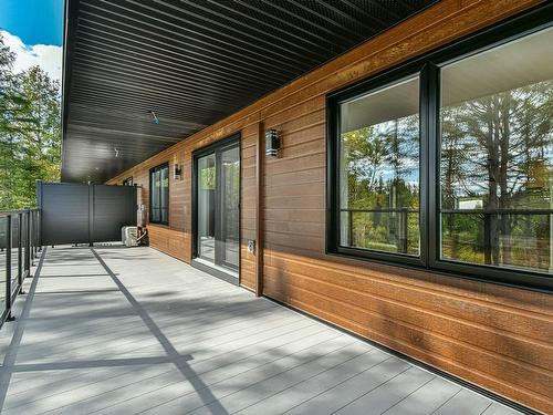Balcon - 102-98 Ch. Michel-Ange, Lantier, QC - Outdoor With Deck Patio Veranda With Exterior