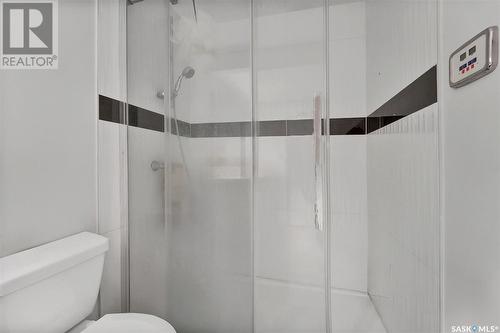 21 Britnell Crescent, Saskatoon, SK - Indoor Photo Showing Bathroom