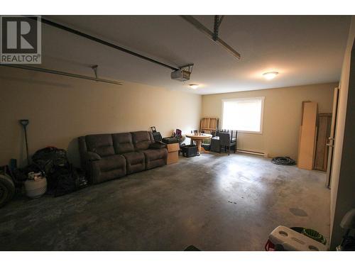 1634 88 Avenue, Dawson Creek, BC - Indoor Photo Showing Garage