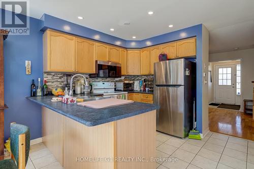 1534 Evans Terrace, Milton, ON - Indoor Photo Showing Kitchen