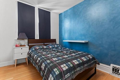 30 Jones Street, Hamilton, ON - Indoor Photo Showing Bedroom