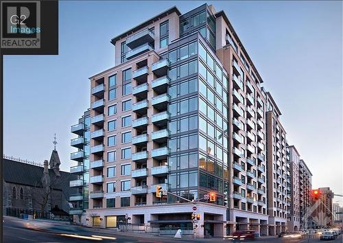 Newer building with convenient location - 238 Besserer Street Unit#905, Ottawa, ON - Outdoor With Facade