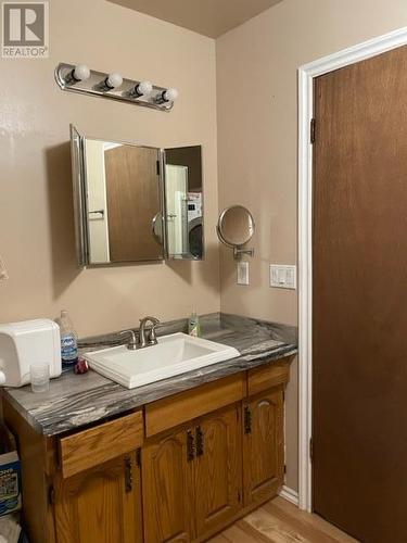 283 195 Road, Pouce Coupe, BC - Indoor Photo Showing Bathroom