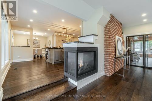 362 King St, Caledon, ON - Indoor Photo Showing Living Room With Fireplace